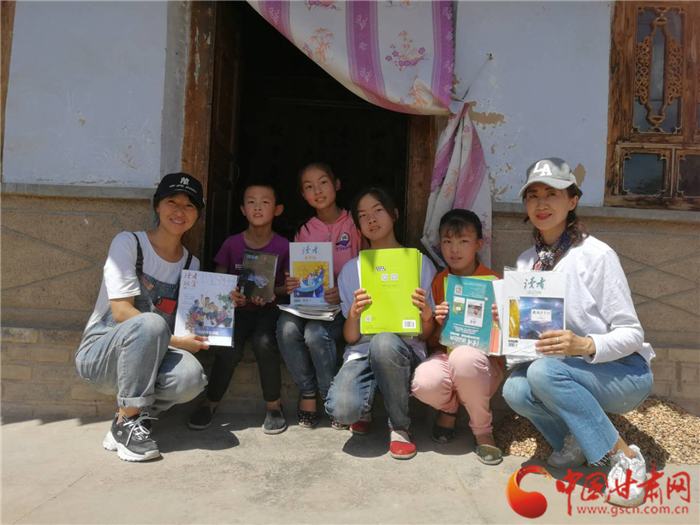 情暖會(huì)寧，讀者傳媒攜手蘭州市圖書館送去“開學(xué)禮物”