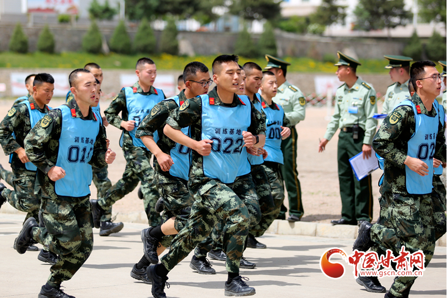 【隴拍客】甘肅武警：沖刺！向著心中的軍校夢