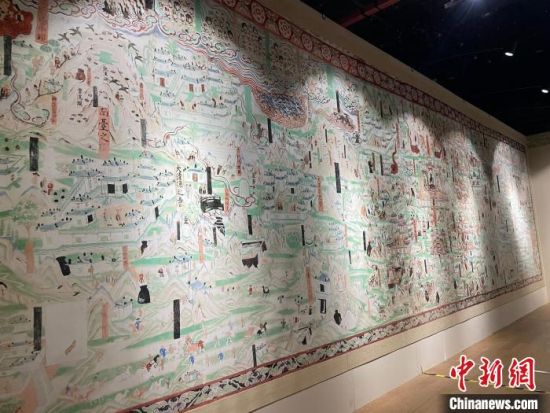 圖為展覽現(xiàn)場(chǎng)?！〗瓧顭?攝