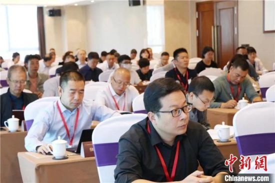 圖為“明清時期河西走廊社會變遷”學(xué)術(shù)研討會現(xiàn)場?！∥渫行侣剛髅郊瘓F(tuán)供圖