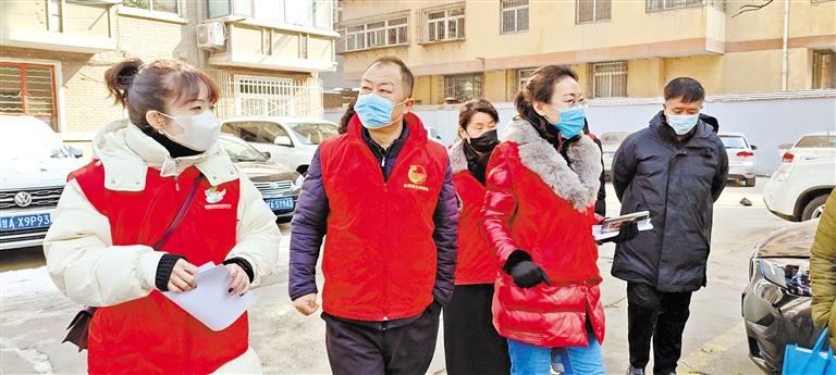 【新春走基層】解決雞毛蒜皮 感受社區(qū)“微幸?！?>
        </a><em>【新春走基層】解決雞毛蒜皮 感受社區(qū)“微幸?！?/em></li>
    <li><a  target=